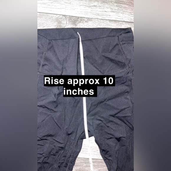 Zyia Active Women’s Cropped Athletic Leggings Size 8-10 Black & Cheetah Print - Picture 4 of 5